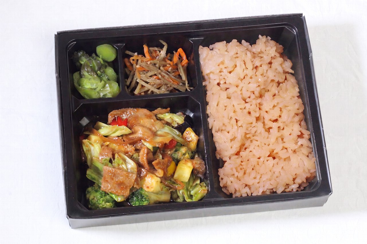 豚焼肉と野菜のみそ炒めと地中海野菜のグリル弁当